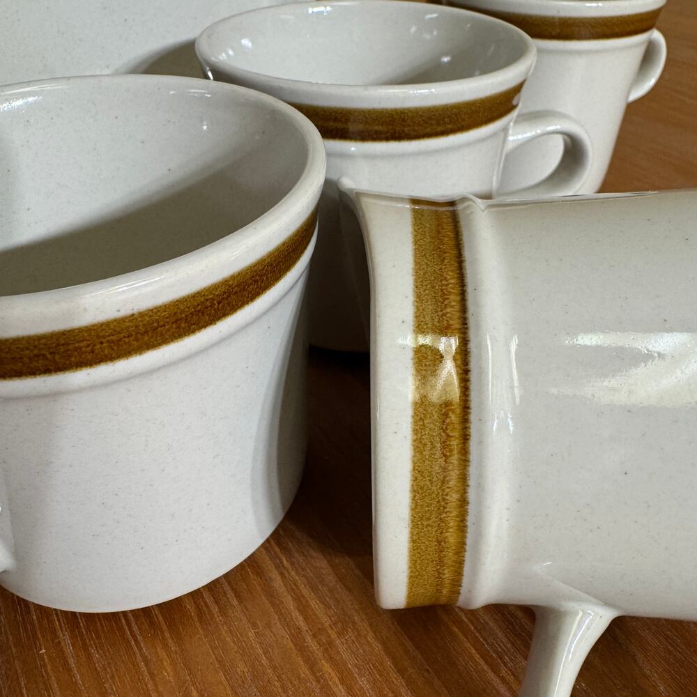 8 Pc Vtg Cups (4) & Saucers (4) New Spring by Daniele Collection Dogwood Blossom